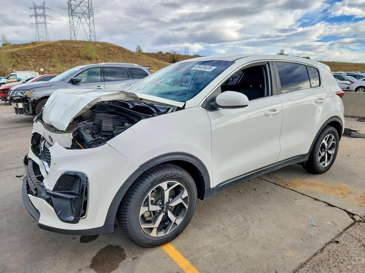2021 KIA SPORTAGE — Front 3/4