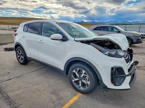 2021 KIA SPORTAGE — Passenger 3/4
