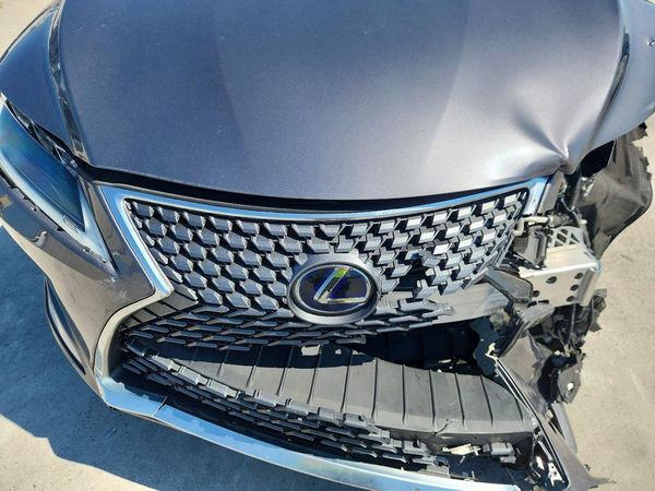 2020 LEXUS RX 450h Luxury — Engine bay