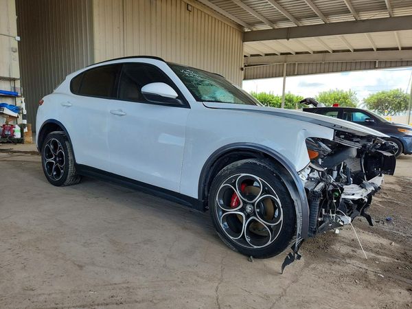 2023 ALFA ROMEO STELVIO TI AWD — Passenger 3/4