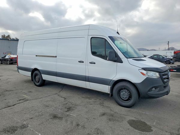 2021 MERCEDES-BENZ SPRINTER 907 (VS30)