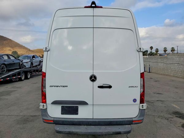 2021 MERCEDES-BENZ SPRINTER 907 (VS30)
