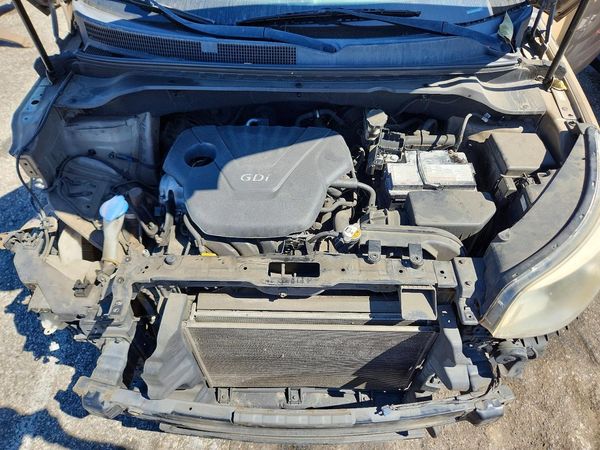 2015 KIA SOUL GL(Middle-low grade) — Engine bay