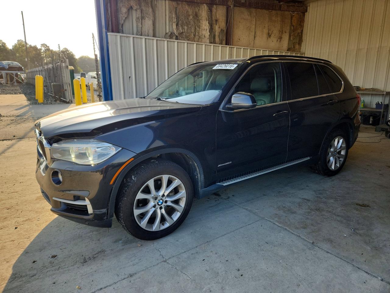 2016 BMW X5 xDrive35i — Front 3/4