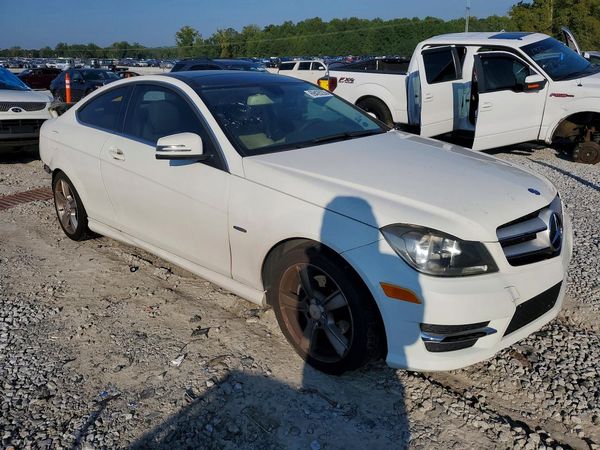 2012 MERCEDES-BENZ C — Passenger 3/4