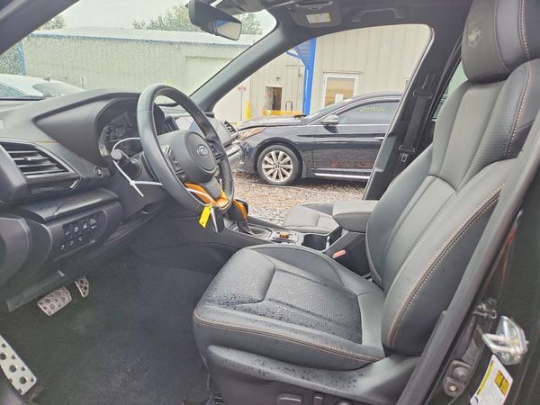 2023 SUBARU FORESTER — DENT