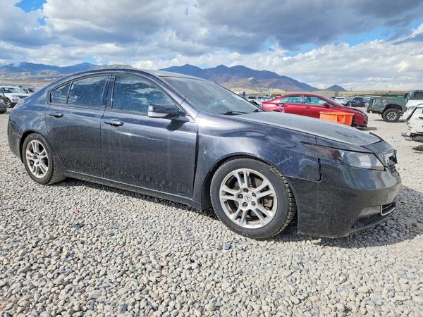 2013 ACURA TL — Passenger 3/4