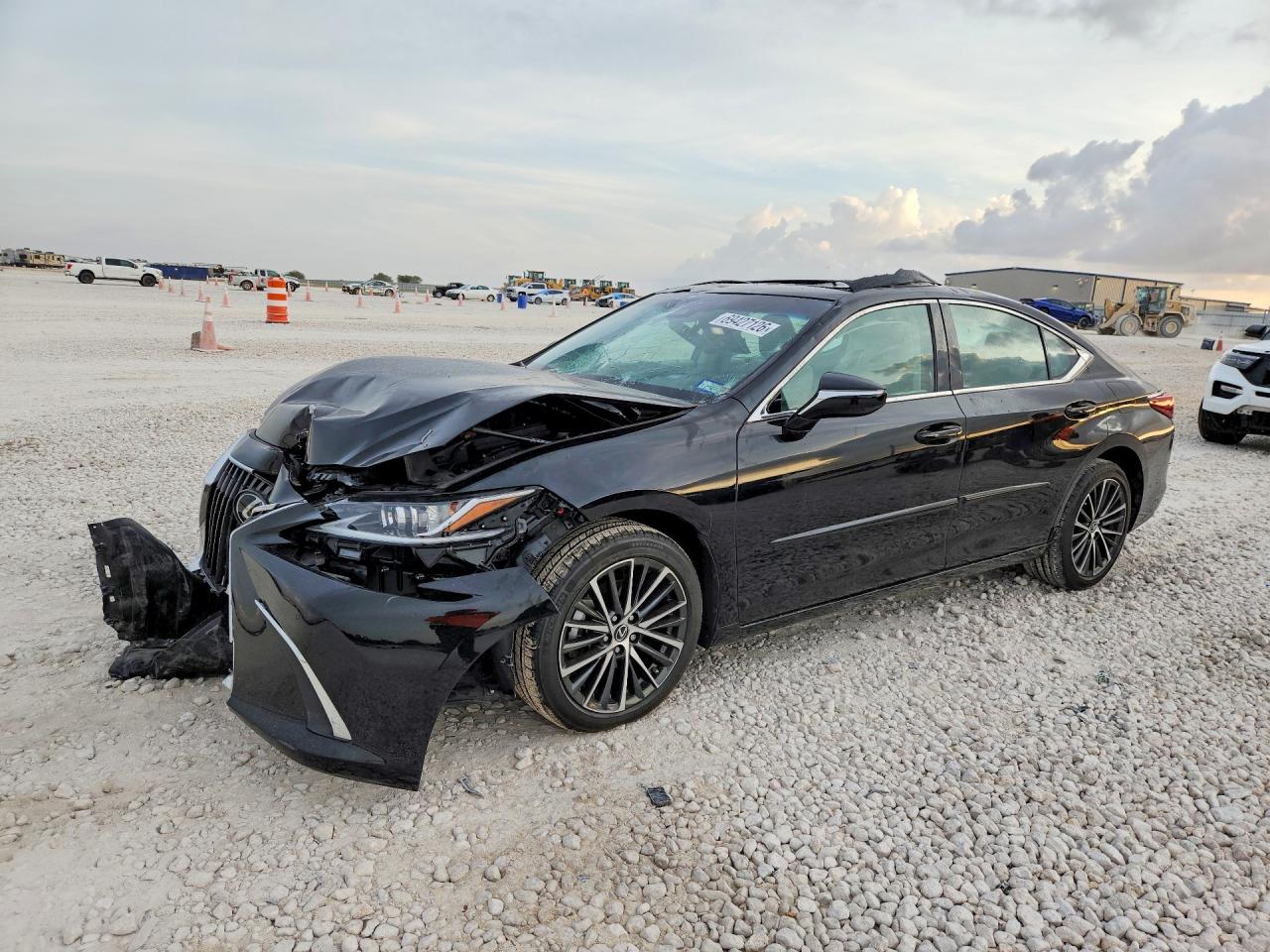 2024 LEXUS ES350 350 Premium — Front 3/4
