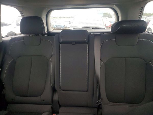 2023 JEEP GRAND CHEROKEE Laredo, Altitude — SUVN