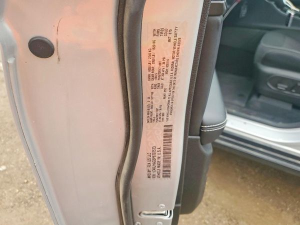 2023 JEEP GRAND CHEROKEE Laredo, Altitude — VINS