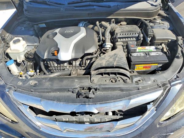 2013 HYUNDAI SONATA — Engine bay