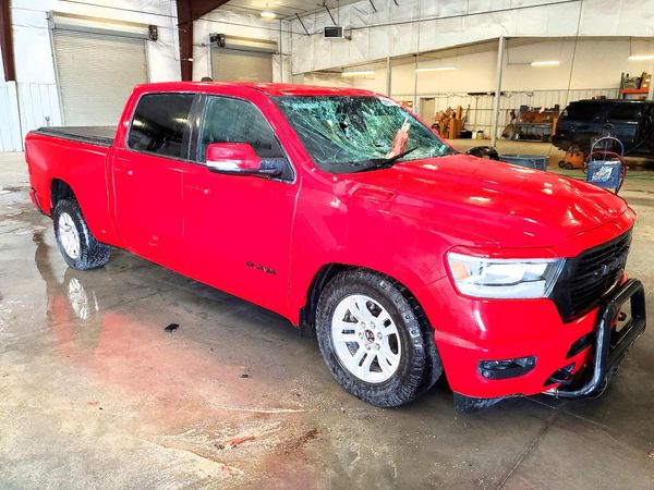 2019 RAM 1500 Big Horn/Lonestar — Passenger 3/4
