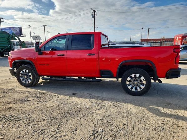 2022 CHEVROLET SILVERADO Custom