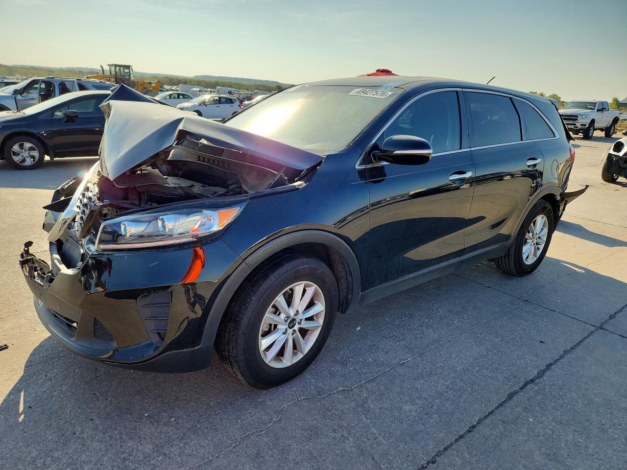 2020 KIA SORENTO — Front 3/4
