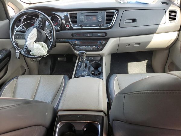 2016 KIA SEDONA EX EX - Middle level
