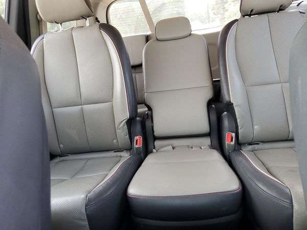 2016 KIA SEDONA EX EX - Middle level