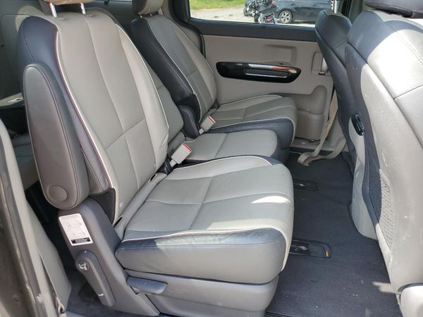 2016 KIA SEDONA EX EX - Middle level