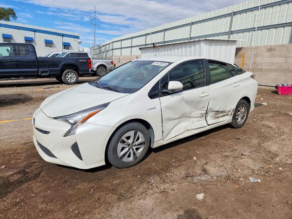 2017 TOYOTA PRIUS — DSFA — Front 3/4
