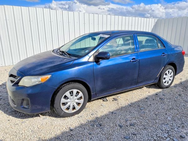 2013 TOYOTA COROLLA — DSFA — Front 3/4