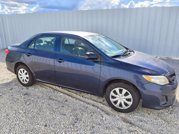 2013 TOYOTA COROLLA — Passenger 3/4