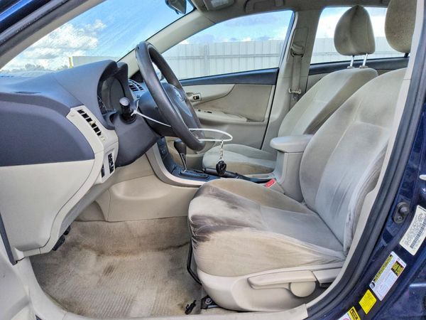 2013 TOYOTA COROLLA — DENT