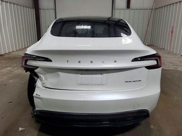 2024 TESLA MODEL 3 — DIRR