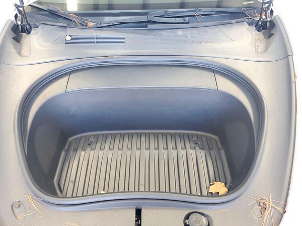 2024 TESLA MODEL 3 — Engine bay