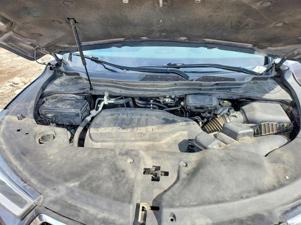 2018 ACURA MDX — Engine bay