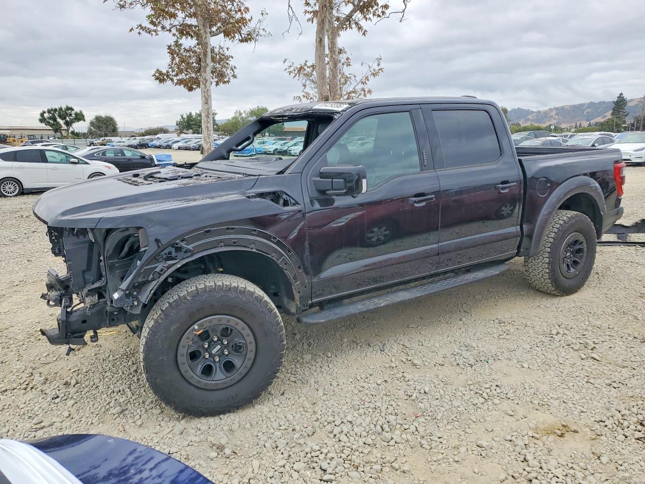 2023 FORD F150 — Front 3/4