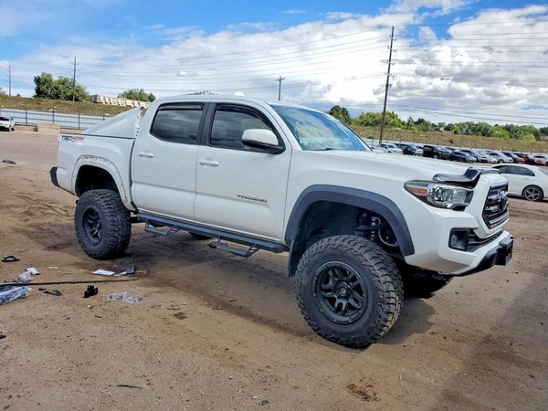 2016 TOYOTA TACOMA — Passenger 3/4