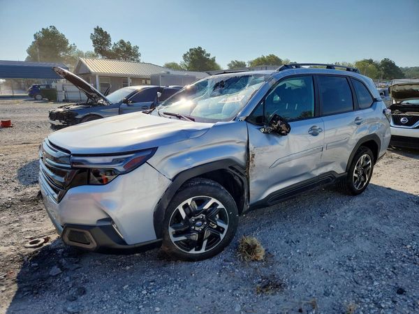2026 SUBARU FORESTER — Front 3/4