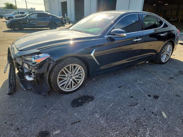 2021 GENESIS G70 — Front 3/4