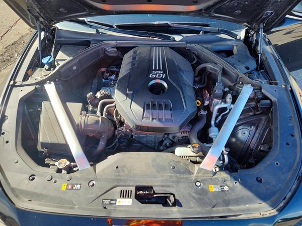 2021 GENESIS G70 — Engine bay