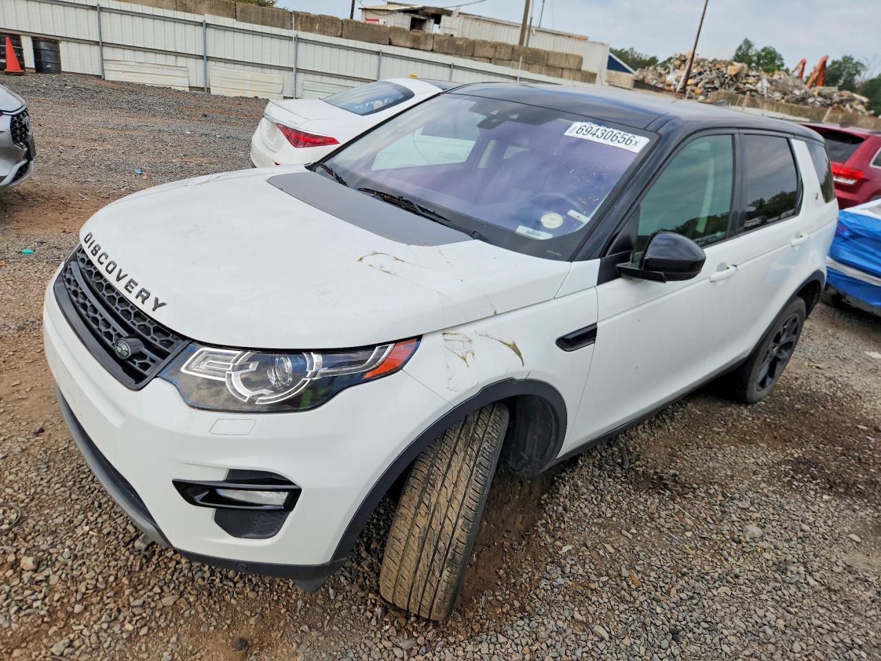 2018 LAND ROVER DISCOVERY HSE — Front 3/4