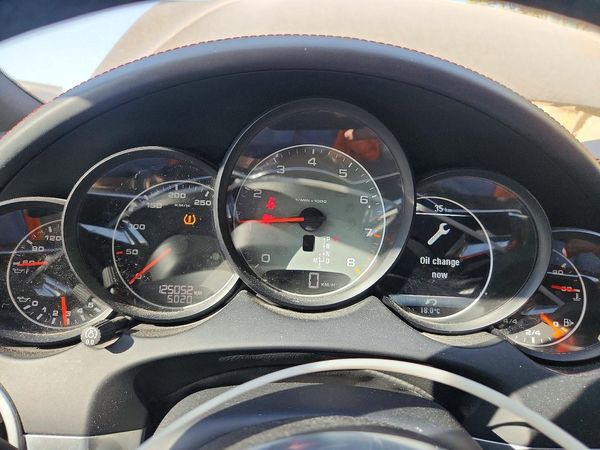 2015 PORSCHE CAYENNE — ODOM