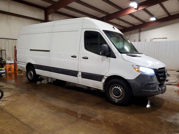 2023 MERCEDES-BENZ SPRINTER 907 (VS30) — Passenger 3/4
