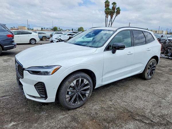 2026 VOLVO XC60