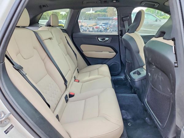 2026 VOLVO XC60 Plus Dark