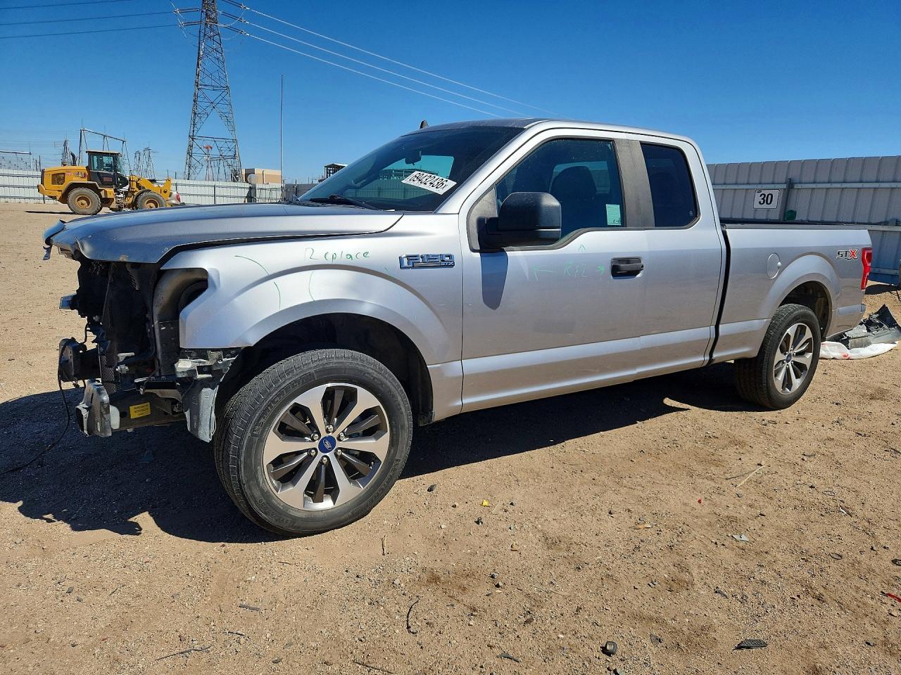 2020 FORD F150 — Front 3/4