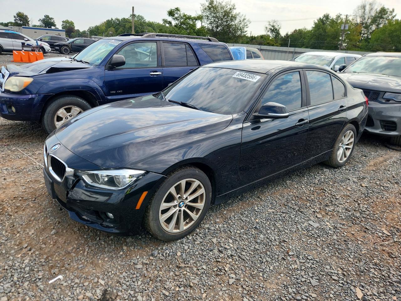 2018 BMW 3 SERIES — Front 3/4