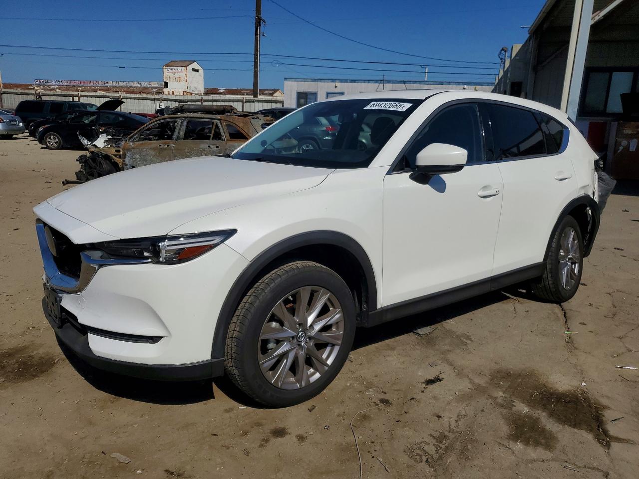 2020 MAZDA CX-5 — Front 3/4
