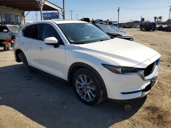 2020 MAZDA CX-5 — Passenger 3/4