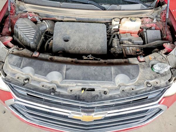 2019 CHEVROLET TRAVERSE LT — Engine bay