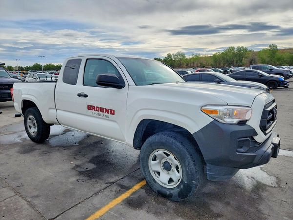 2023 TOYOTA TACOMA — Passenger 3/4