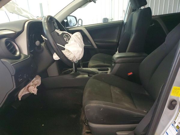 2018 TOYOTA RAV4 Adventure/XLE — DENT