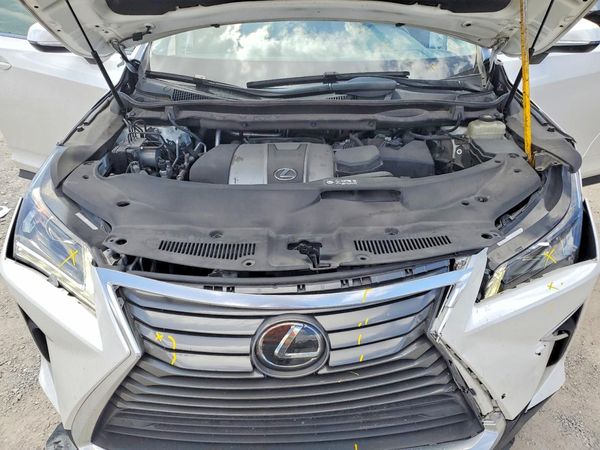2017 LEXUS RX 350 — Engine bay