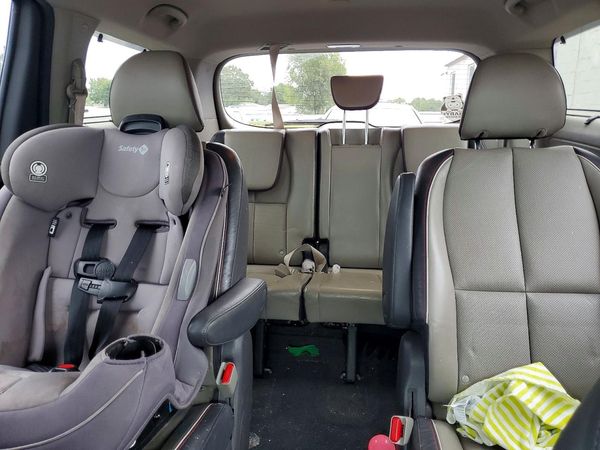 2018 KIA SEDONA — SUVN