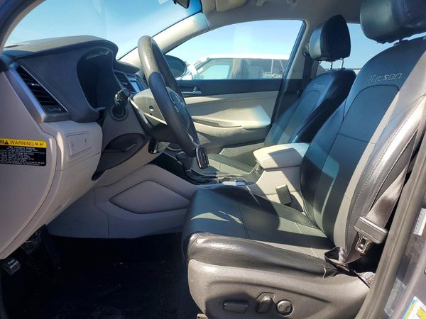 2016 HYUNDAI TUCSON — DENT