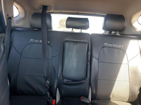 2016 HYUNDAI TUCSON — SUVN