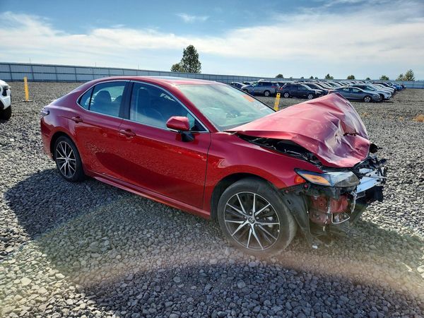 2023 TOYOTA CAMRY SE — Passenger 3/4